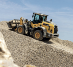 Nová posila: Špičkový nakladač KOMATSU WA200